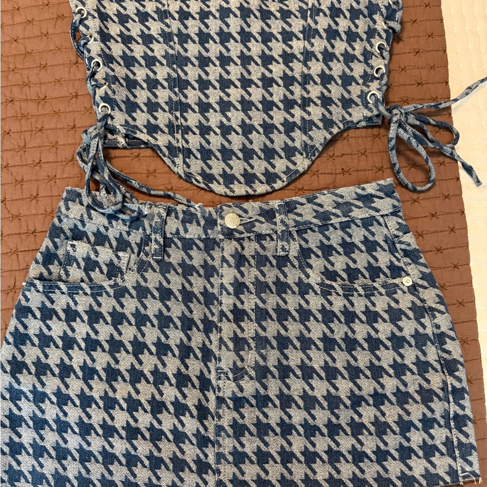 PrettyLittleThing Blue and White Houndstooth Mini Dress